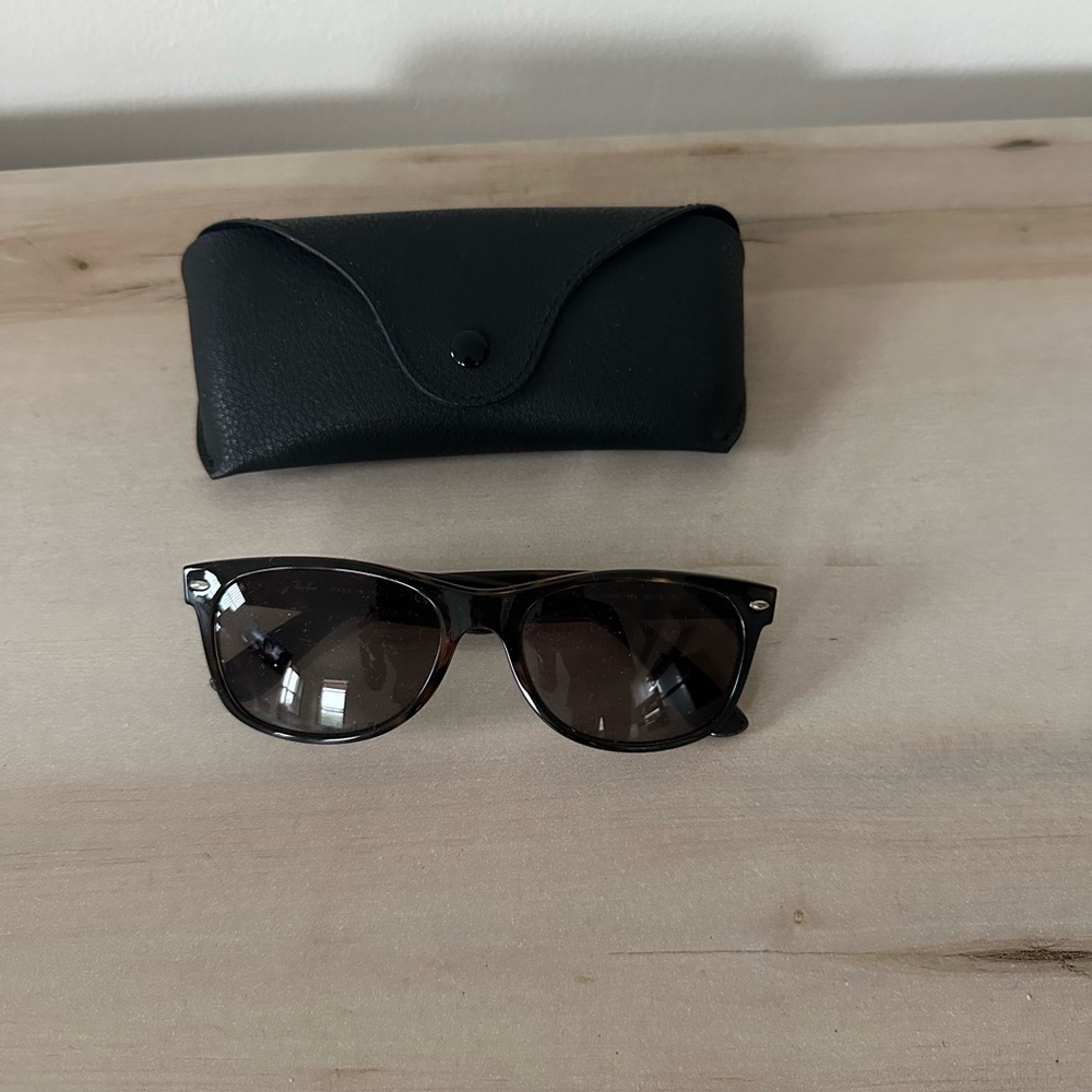 Ray-Ban New Wayfarer Tortoise Sunglasses